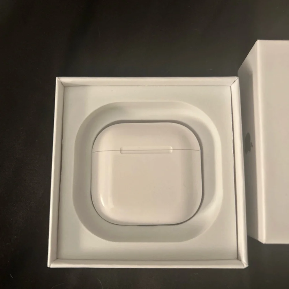 Apple AirPods Pro Box